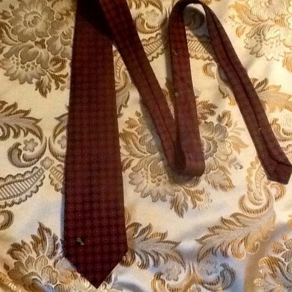 RETRO Vintage Allyn St George Necktie EUC - Picture 1 of 7